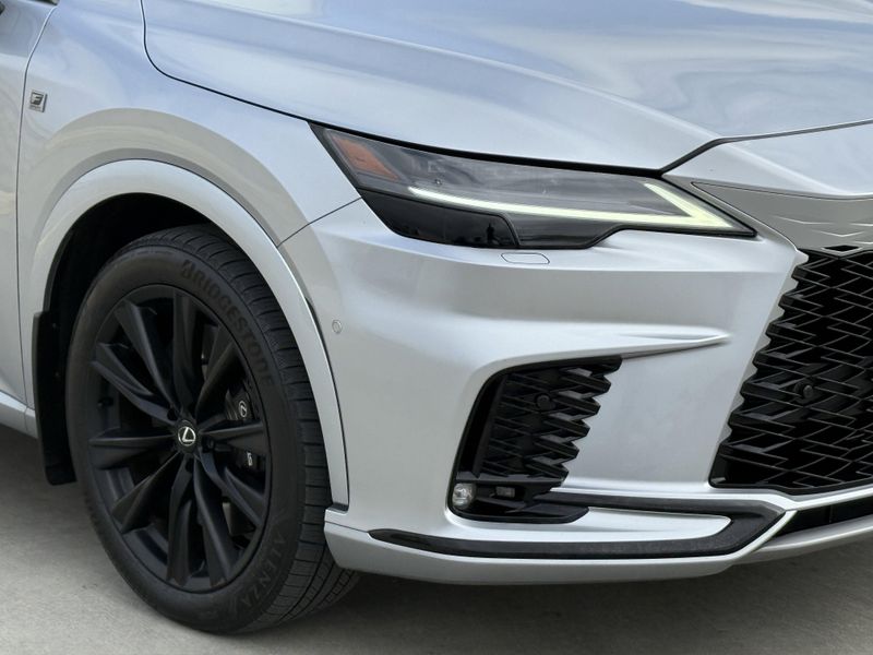 2023 Lexus RX 500h F SPORT PerformanceImage 4
