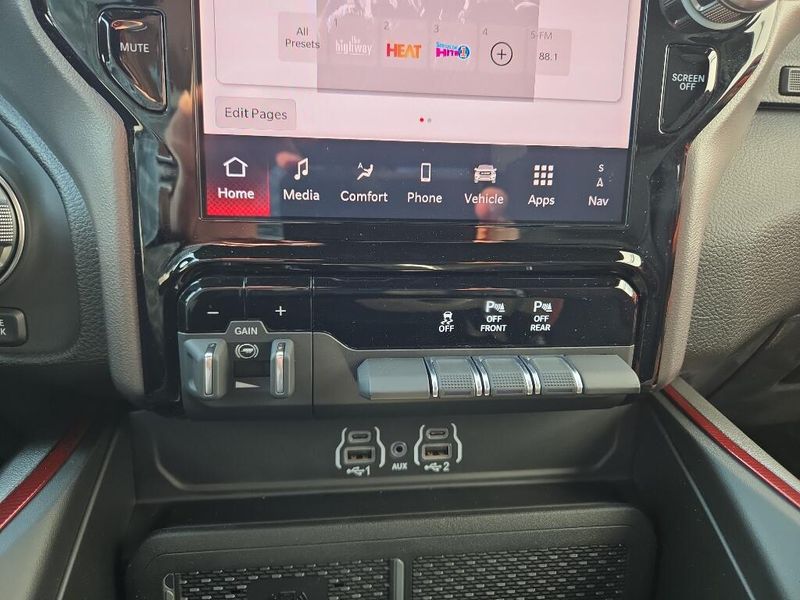 2026 Ram 1500 Rebel photo 16