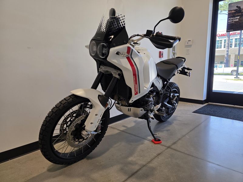2025 Ducati DesertX Rally