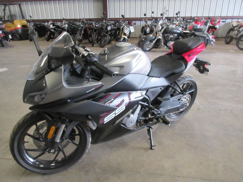 USED 2024 CFMOTO 300SS Image 4