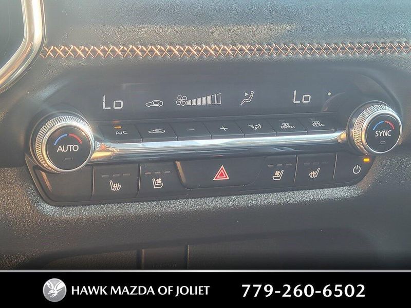 2025 Mazda CX-50 Premium Plus photo 13