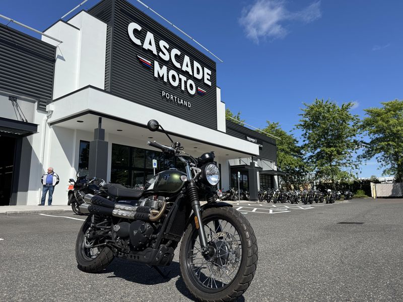 2023 Triumph Scrambler 900 - BROOKLANDS GREEN 