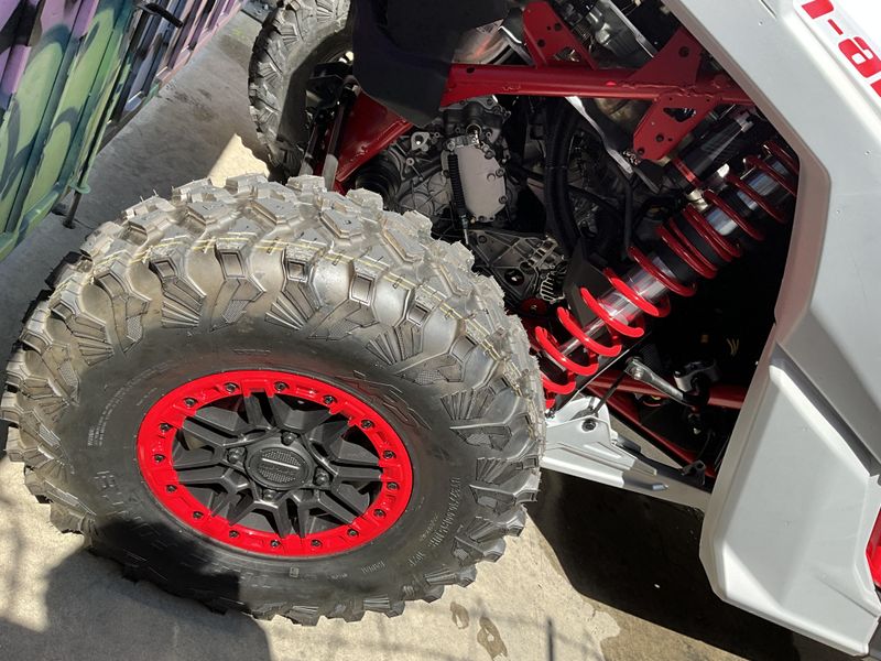 New 2025 Can-Am MAVERICK MAX  X3 XRS 72 TURBO RR Image 10