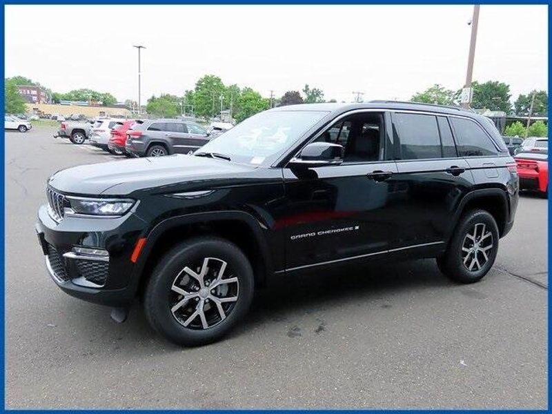 2025 Jeep Grand Cherokee LimitedImage 1