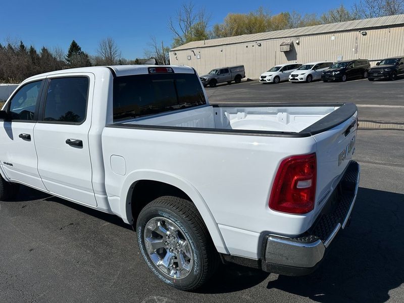 2025 RAM 1500 Big Horn Crew Cab 4x4 5