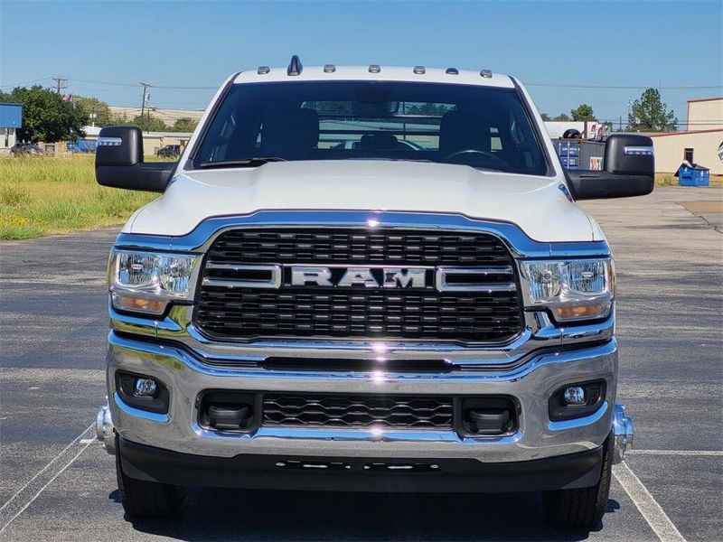 2023 RAM 3500 Big HornImage 2