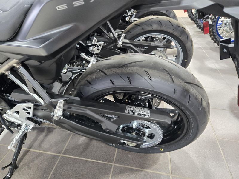 NEW 2026 SUZUKI GSX8T Image 22