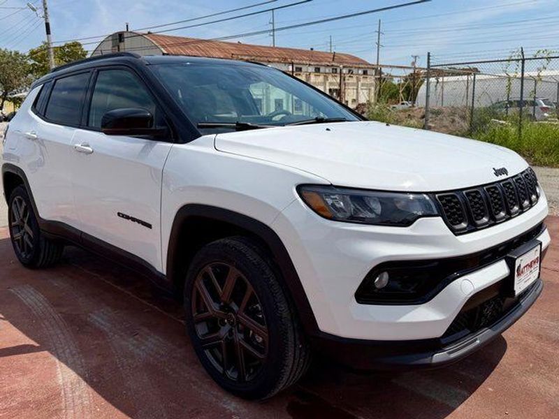 New 2026 Jeep Compass Limited Altitude 4x4Image 3