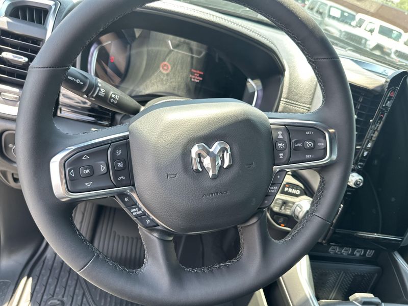 New 2025 RAM 1500 Laramie Crew Cab 4x4 5