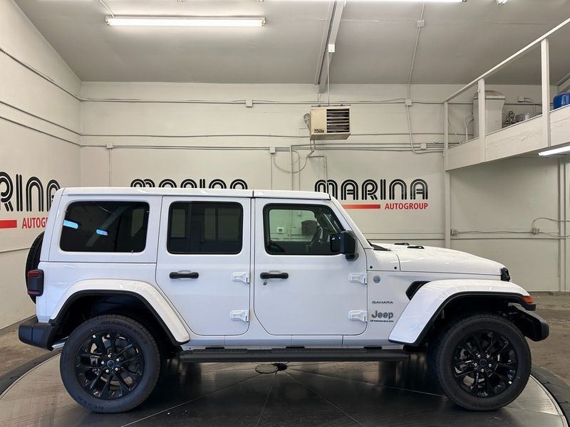 2024 Jeep Wrangler 4-door Sahara 4xeImage 4