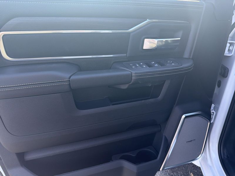 New 2026 RAM 4500 Big Horn Chassis Crew Cab 4x4 60