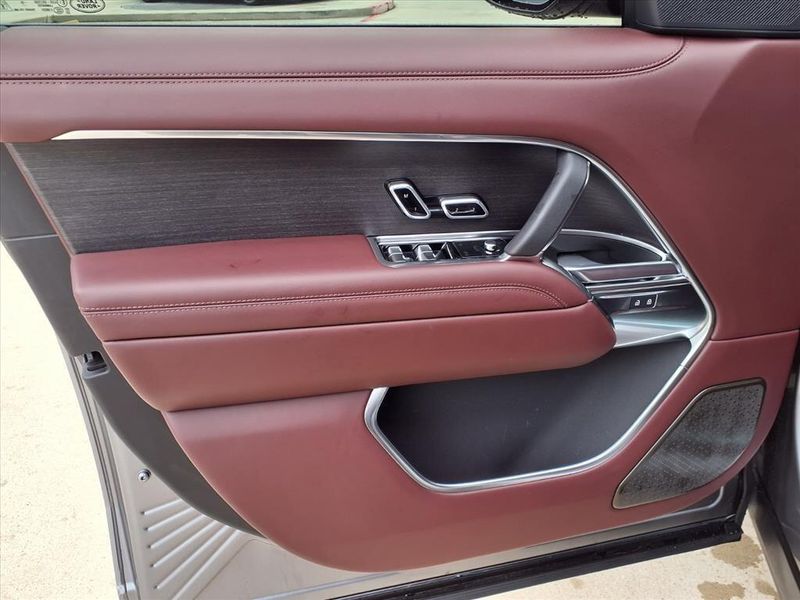 Used 2025 Land Rover Range Rover AutobiographyImage 16