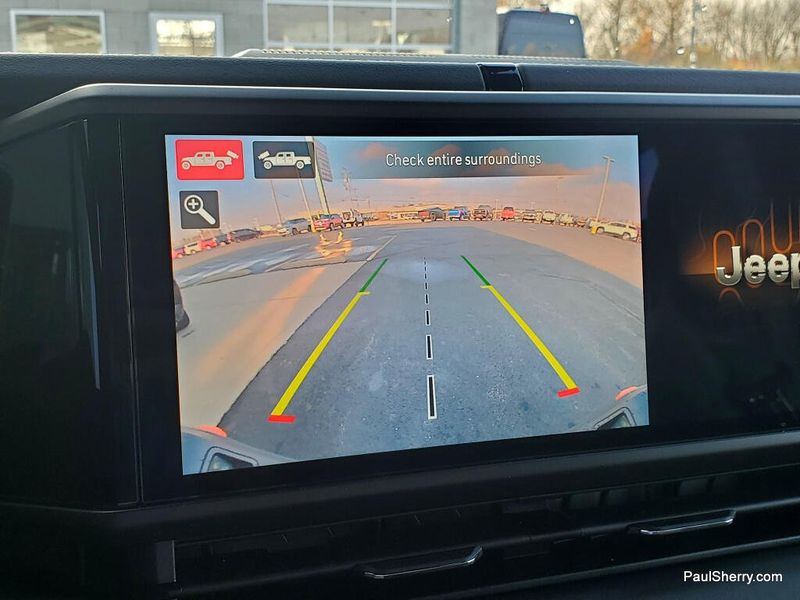 New 2026 Jeep Gladiator Mojave 4x4