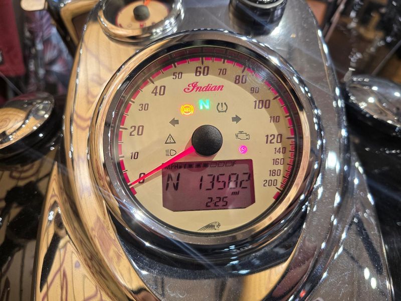 Used 2021 Indian Motorcycle Springfield Image 10