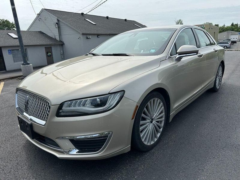 2017 Lincoln MKZ ReserveImage 11