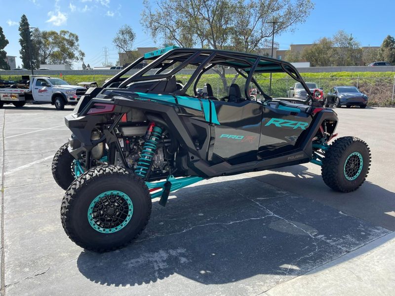 New 2025 Polaris RZR PRO R 4 ULTIMATE Image 8
