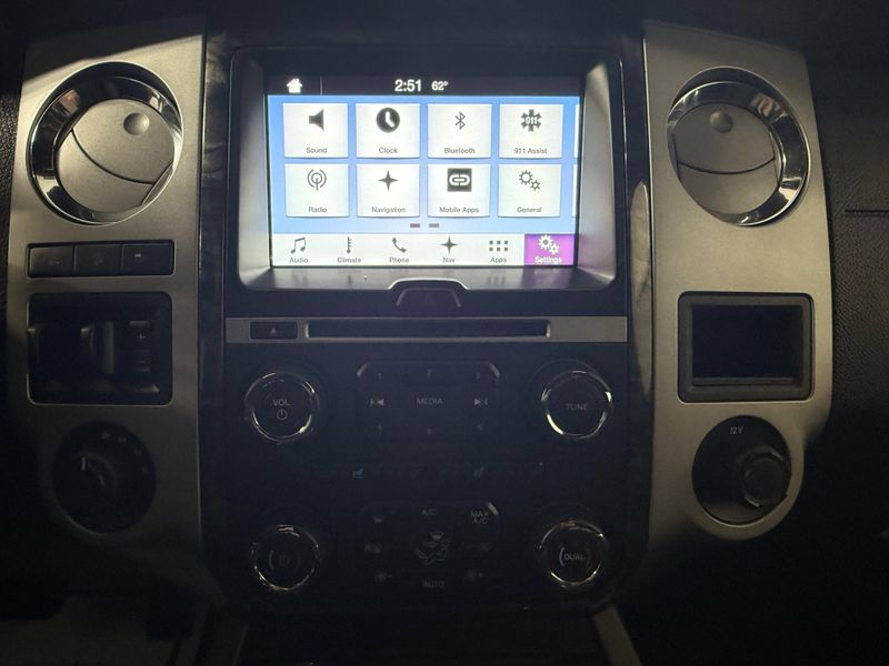 Used 2016 Ford Expedition LimitedImage 37