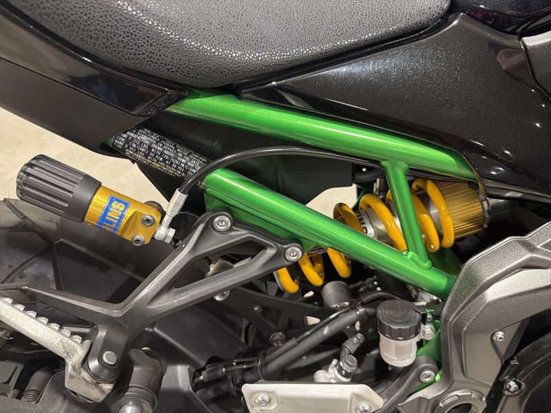 Used 2024 Kawasaki Z900 SE Image 29