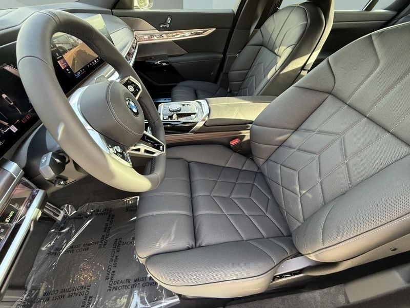 2025 BMW 7 Series 760i xDriveImage 20