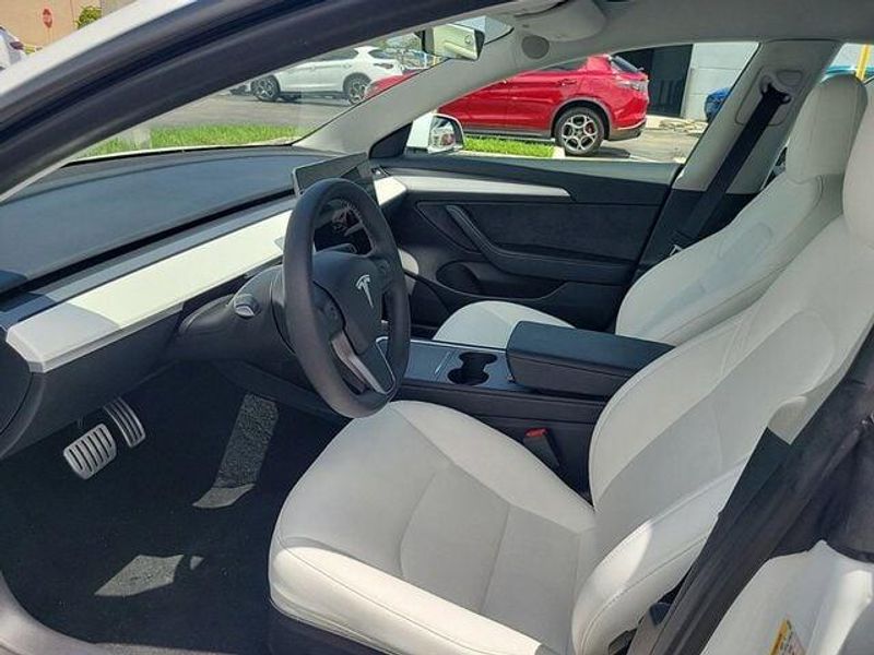 2022 Tesla Model 3 Performance photo 15