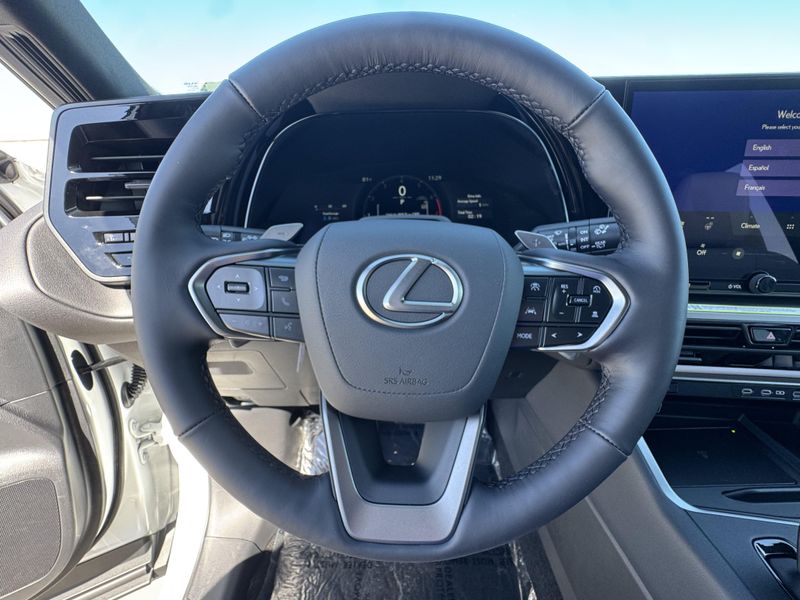 New 2026 Lexus NX 450h+ LuxuryImage 23