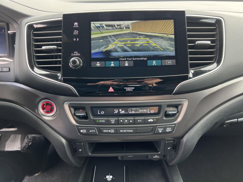 2025 Honda Passport EX-LImage 16
