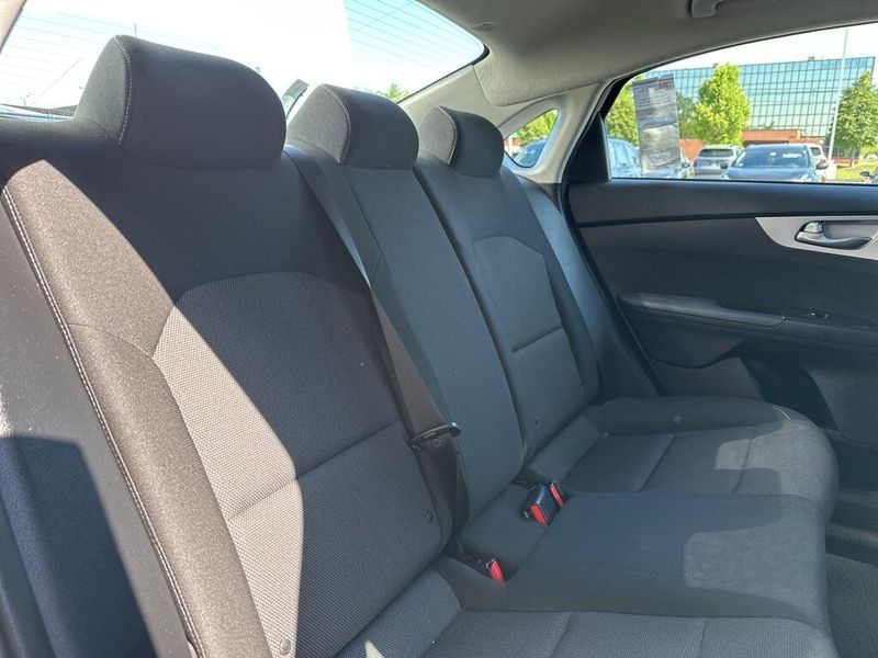 2023 Kia Forte LXSImage 18