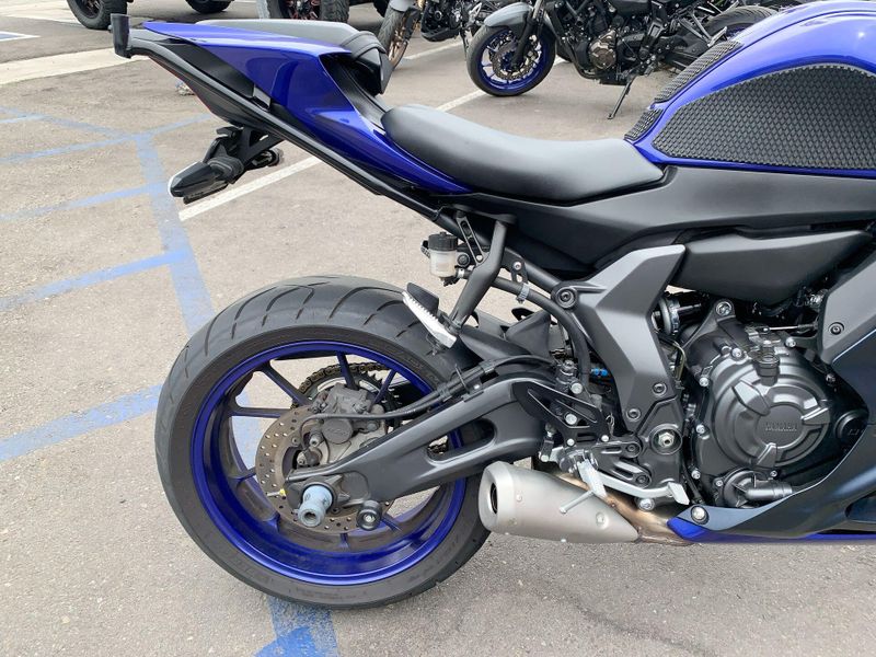 New 2025 Yamaha YZF-R7 Image 16