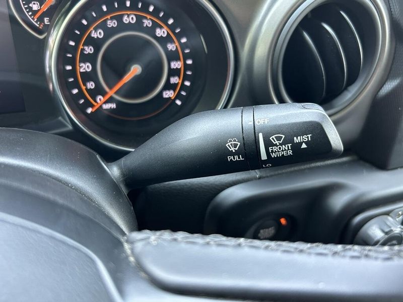 2022 Jeep Gladiator Willys photo 19