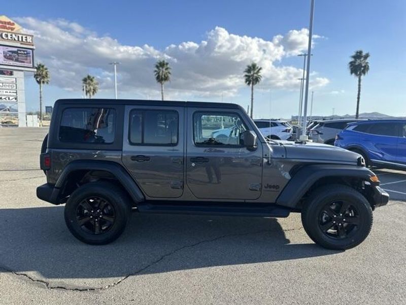 Used 2023 Jeep Wrangler SportImage 6
