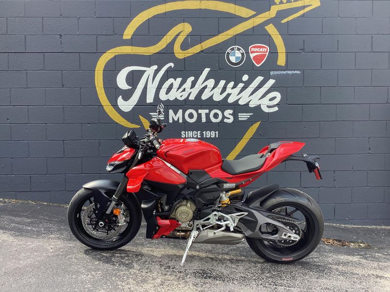New 2027 Ducati STREETFIGHTER V4 