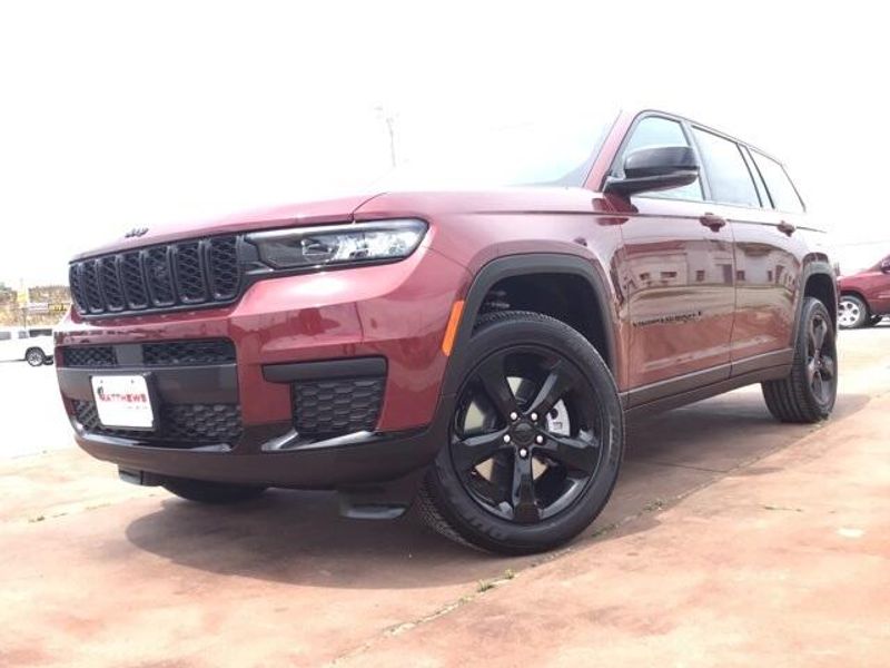 2025 Jeep Grand Cherokee L Altitude 4x2Image 21