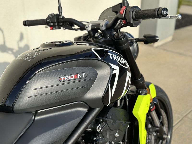 2024 Triumph Trident in a Jet Black exterior color. Cross Country Powersports 732-491-2900 crosscountrypowersports.com 