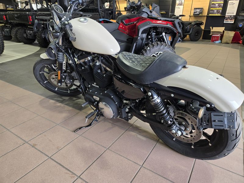 USED 2022 HARLEY SPORTSTER IRON 883 Image 5