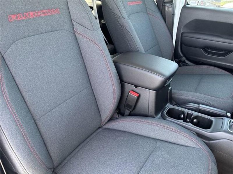 New 2025 Jeep Wrangler 4-door RubiconImage 11