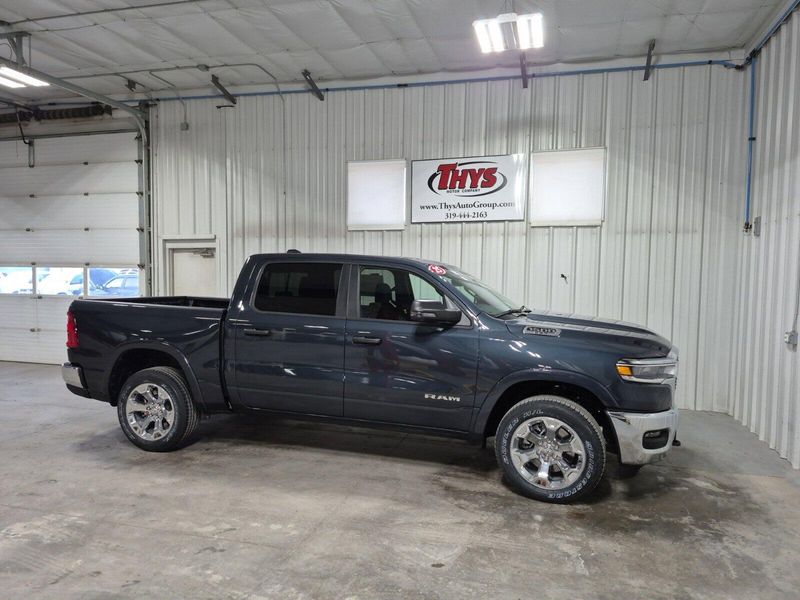 2025 RAM 1500 Big Horn Crew Cab 4x4 5