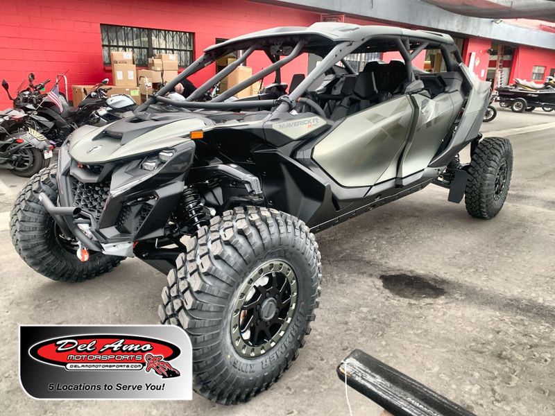 New 2026 Can-Am MAVERICK R MAX X RC WITH SMART-SHOX 999T DCT Image 1