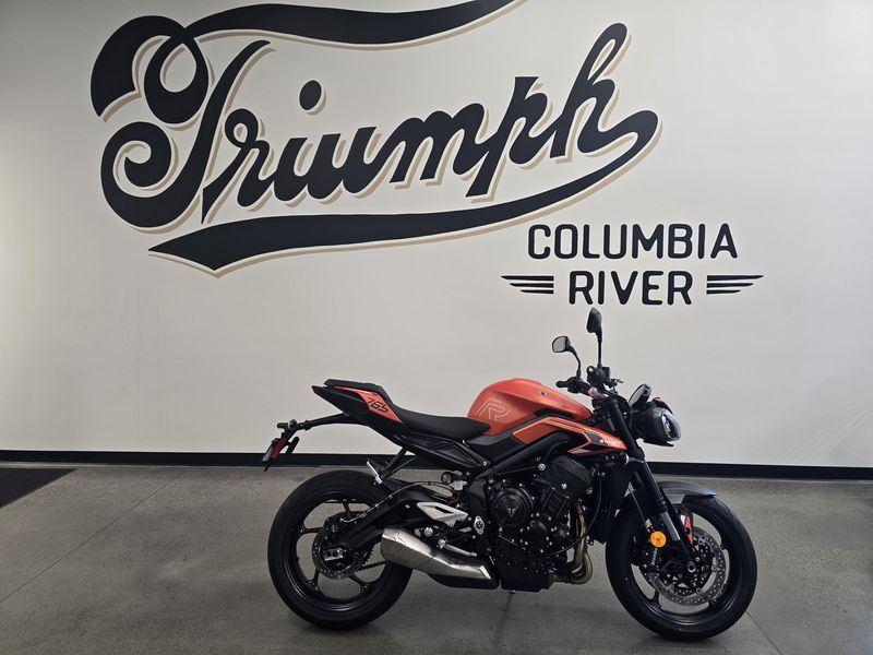New 2025 Triumph STREET TRIPLE 765 R 