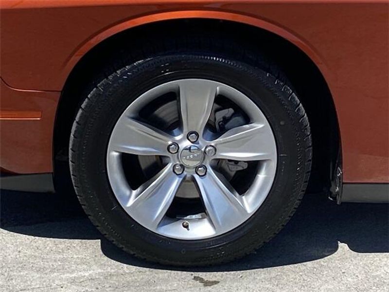 2021 Dodge Challenger SXTImage 10