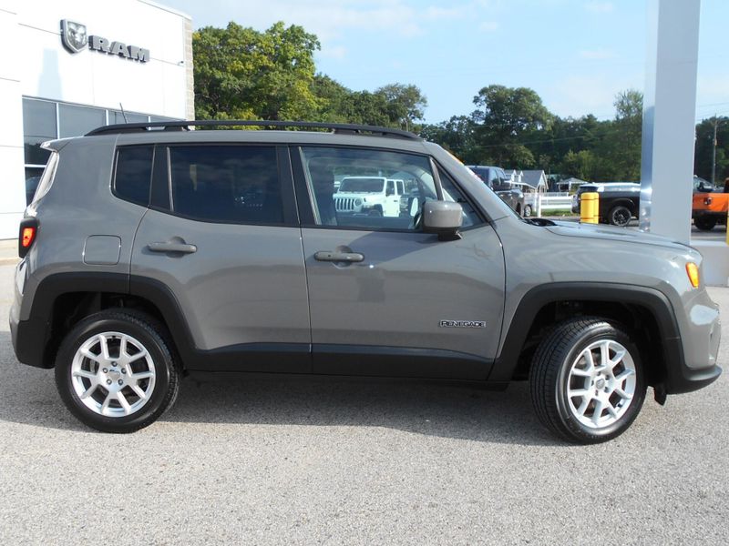 2020 Jeep Renegade LatitudeImage 27