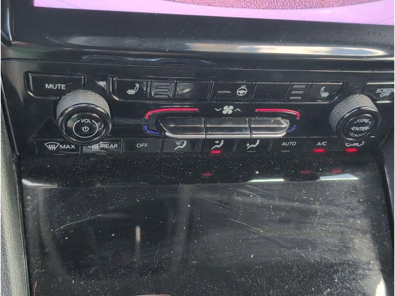 Used 2023 Jeep Grand Cherokee LimitedImage 16