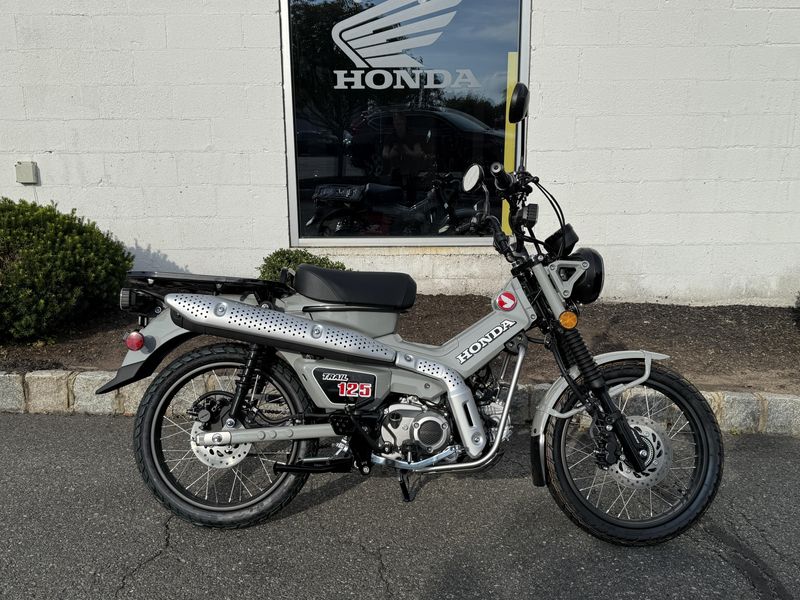 2025 Honda TRAIL 125Image 1