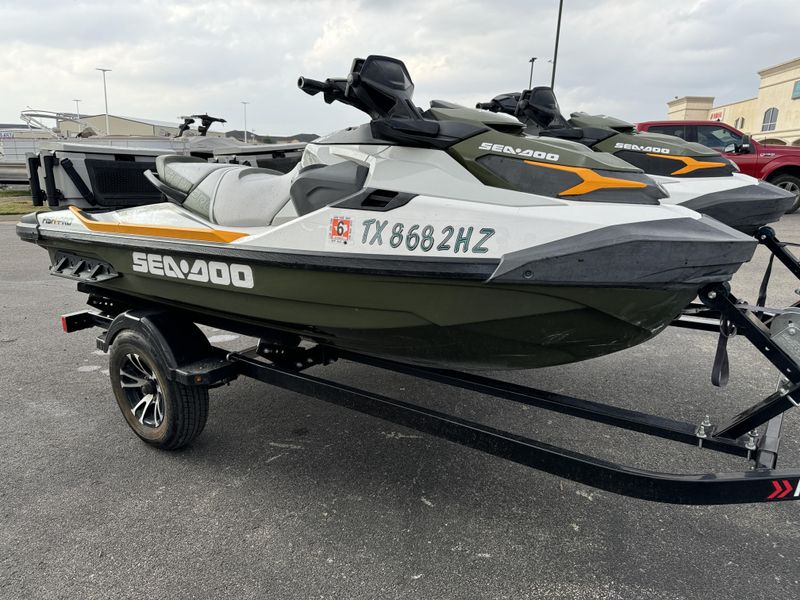 2020 SEADOO FISH PRO IBR GREEN Image 4