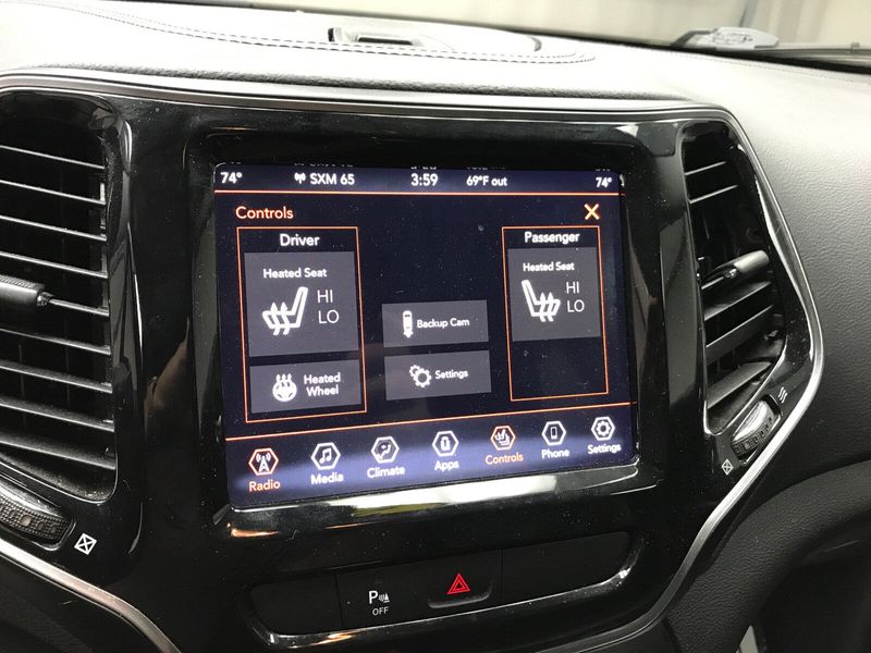 2019 Jeep Cherokee LimitedImage 8