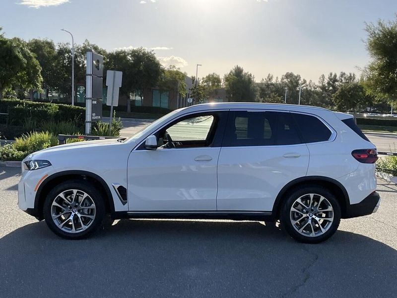 2024 BMW X5 sDrive40iImage 5