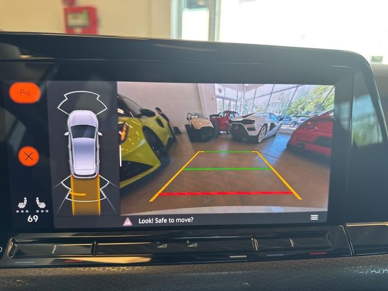 2023 Volkswagen Golf GTI 2.0T SE