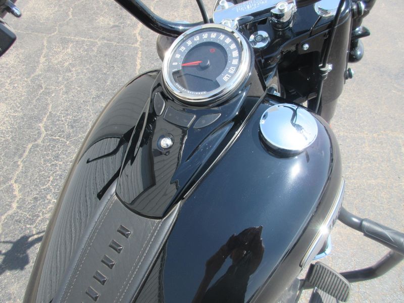 USED 2023 HARLEY SOFTAIL HERITAGE SOFTAIL CLASSIC 114 Image 14