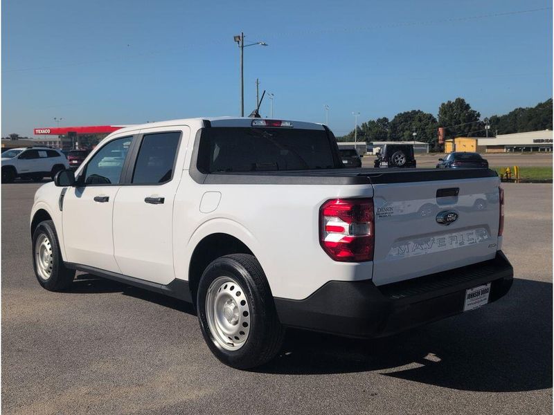 Used 2022 Ford Maverick XLImage 3