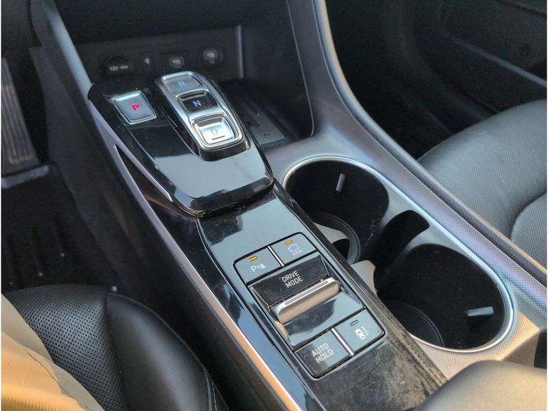 Used 2021 Hyundai Sonata LimitedImage 18
