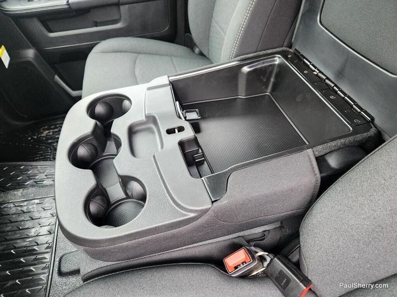 New 2026 RAM 5500 Big Horn Chassis Regular Cab 4x2 120' Ca